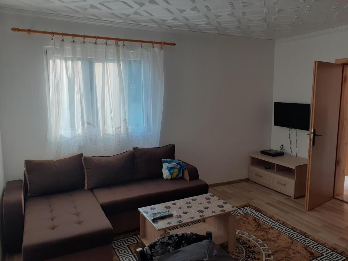 Apartmani Momcilo ชาเบลียค ภายนอก รูปภาพ