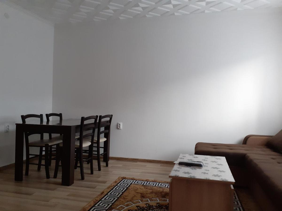 Apartmani Momcilo ชาเบลียค ภายนอก รูปภาพ