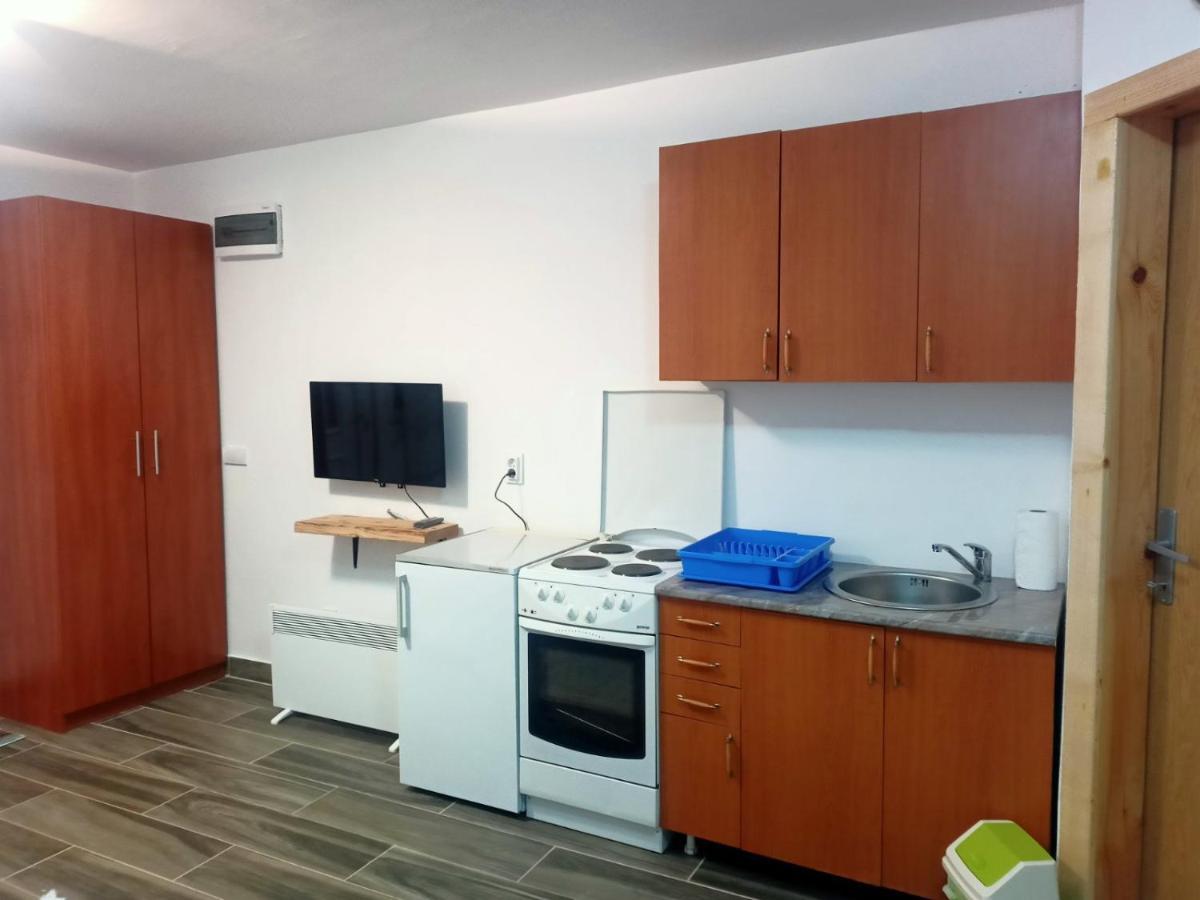 Apartmani Momcilo ชาเบลียค ภายนอก รูปภาพ
