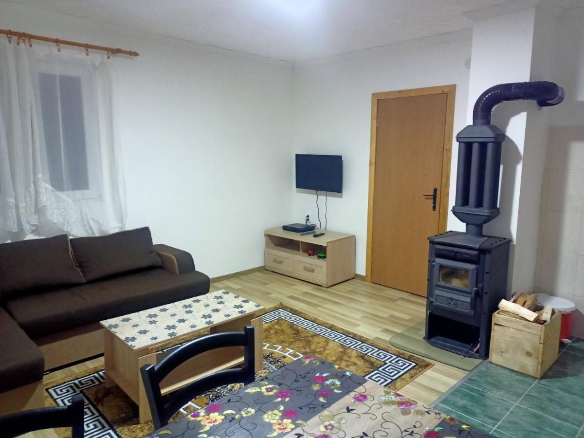 Apartmani Momcilo ชาเบลียค ภายนอก รูปภาพ
